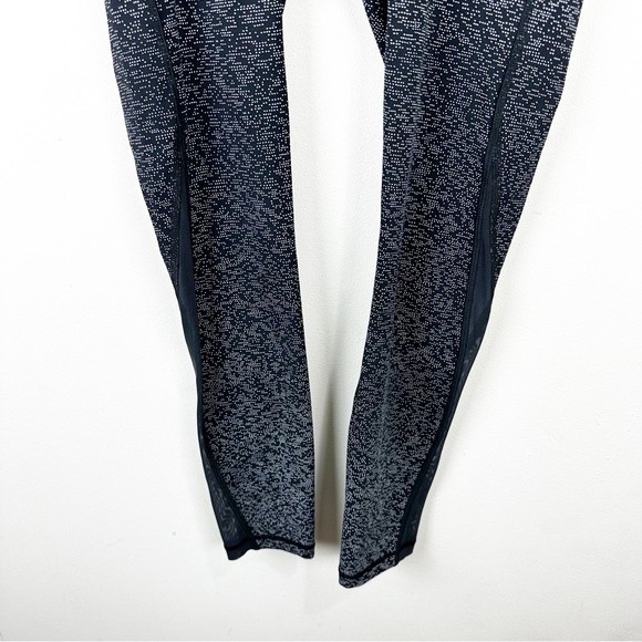 Lululemon Train Times 7/8 Pant 25" Night View White Black / Black - Picture 5 of 11